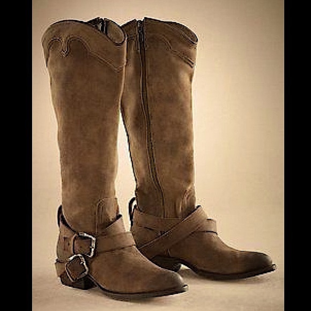 MATISSE SUEDE WESTERN, COWGIRL, BOHO BOOTS W/ ANKLE HARNESS & BUCKLES